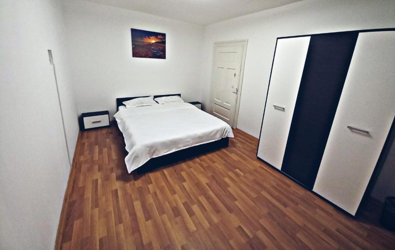 Camere In Regim Hotelier Braşov Dış mekan fotoğraf