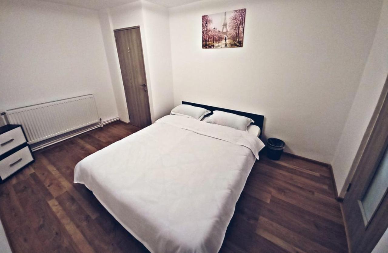 Camere In Regim Hotelier Braşov Dış mekan fotoğraf